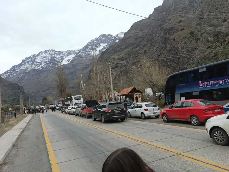 La imagen que comparten las familias varadas en Guardia Vieja Foto: gentileza