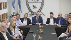 Gobernadores kirchneristas se congregaron en Buenos Aires Gobernadores kirchneristas se congregaron en Buenos Aires