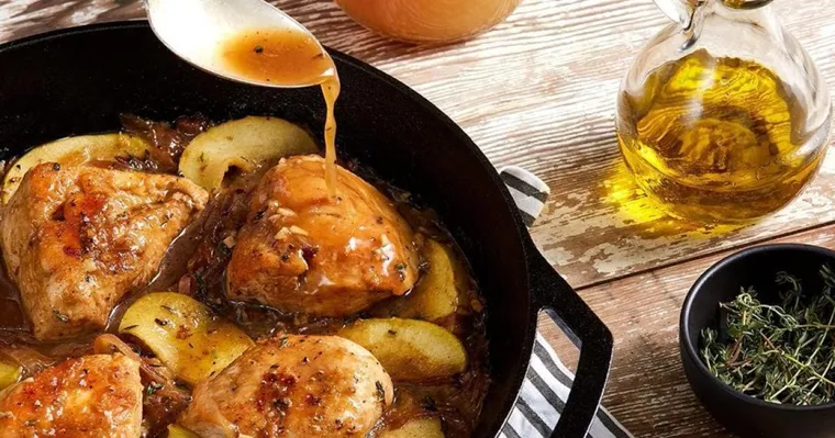 El paso a paso más facil para preparar un rico pollo a la sidra. El paso a paso más facil para preparar un rico pollo a la sidra.