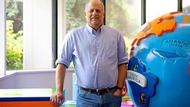 Rick Woldenberg prefiere tomar medidas para resguardar su empresa en lugar de "esperar que todo salga bien". Rick Woldenberg prefiere tomar medidas para resguardar su empresa en lugar de "esperar que todo salga bien".