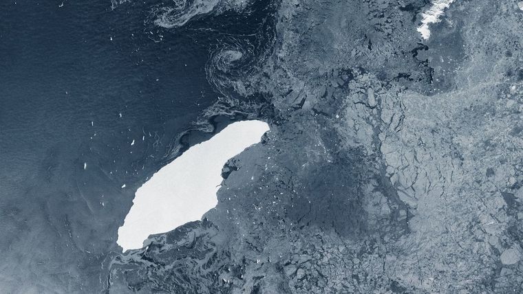 Imagen del iceberg A-68 en el sur del océano Atlántico, tomada por el satélite Copérnico Sentinel-1 el 5 de julio de 2020.