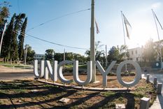 La UNCuyo advierte que aún no está definido qué pasará con las postulaciones a las becas educativas Foto: Santiago Tagua/MDZ