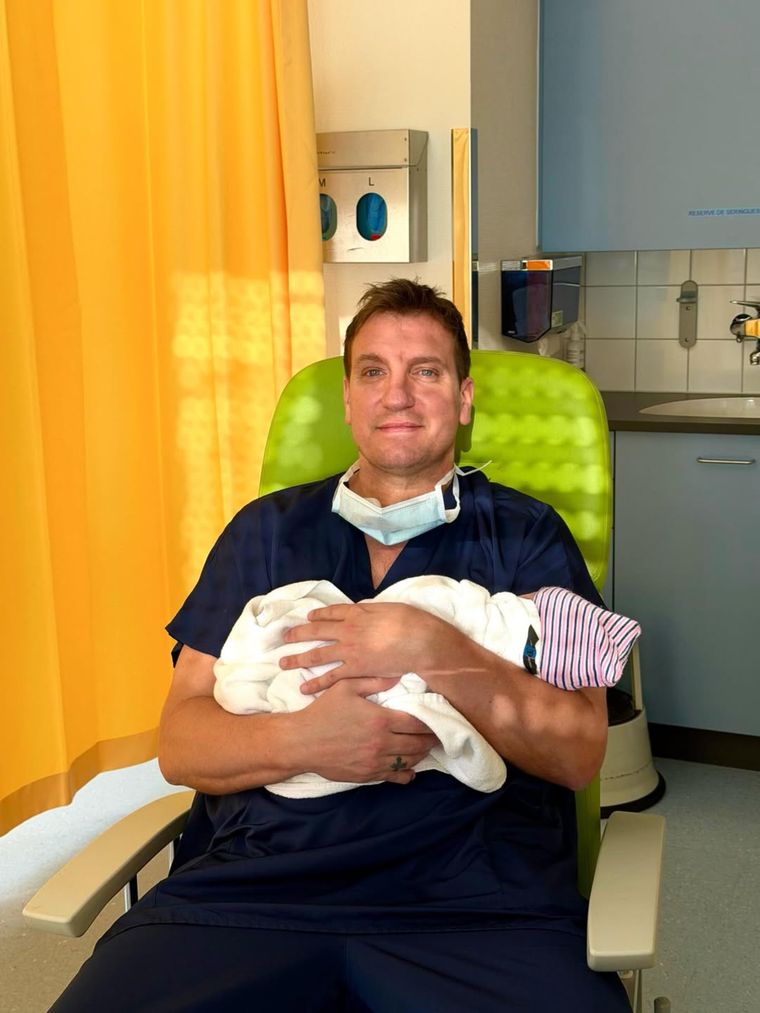 A fines de diciembre de 2025, el exfutbolista y la modelo sueca le dieron la bienvenida a su segundo hijo, Lando. A fines de diciembre de 2025, el exfutbolista y la modelo sueca le dieron la bienvenida a su segundo hijo, Lando.