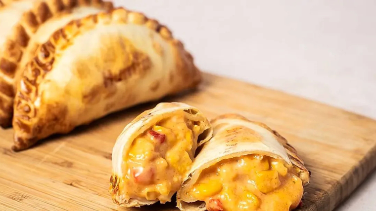 Esta receta de empanadas de humita es típica del norte argentino. Esta receta de empanadas de humita es típica del norte argentino.
