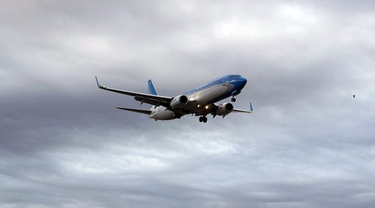 Avion de Aerolíneas Argentinas Foto: ALF PONCE MERCADO / MDZ
