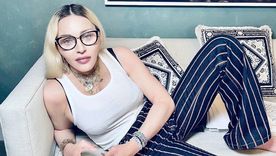 Madonna en el living de su departamento en Nueva York. Foto: Instagram.