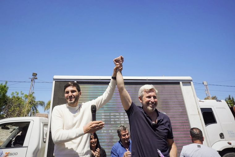 Rogelio Frigerio junto al gobernador electo de Santa Fe, Maximiliano Pullaro Foto: Prensa Frigerio