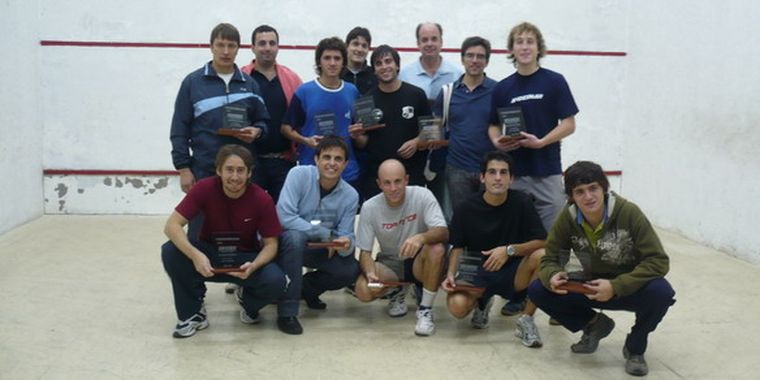 Cerca de 80 jugadores participaron de la competencia que se disputó en el club Gimnasia y Esgrima. Foto: MDZ