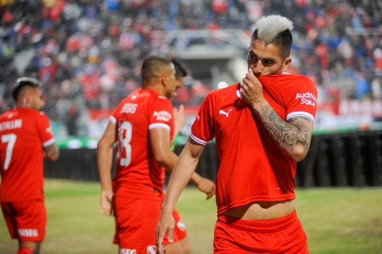 Leandro Fernández, una vez más figura del Rojo: Independiente se metió entre los ocho mejores de la Copa Argentina. Foto: Copa Argentina