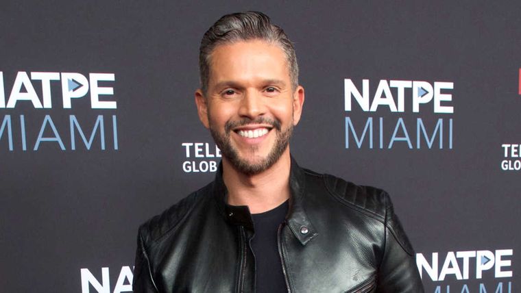 Rodner Figueroa se emocionó hasta las lágrimas en plena entrevista.