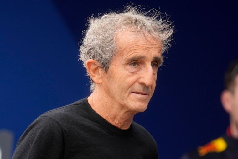 Alain Prost habría sido sorprendido por delincuentes en su casa.