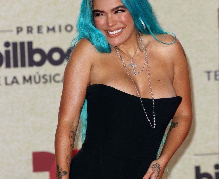 Karol G y Stefi Roitman eligieron el negro en una de las veladas más importantes de la música latina Foto: American Post