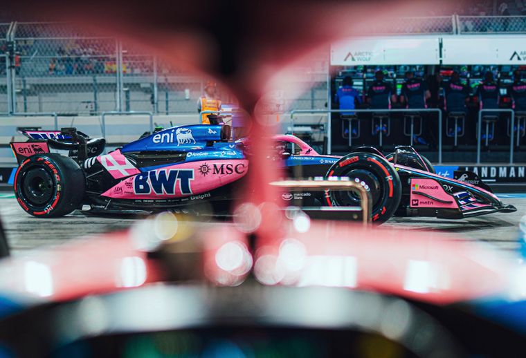 Alpine utilizará motores Mercedes el próximo año. Alpine utilizará motores Mercedes el próximo año. 