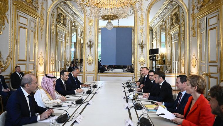 Egipto y Qatar han sido los principales mediadores en la tarea por poner fin a los combates en Gaza. En mayo de 2024, sus representantes se reunieron con el presidente francés, Emmanuel Macron.
