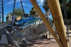 DEl techo se derrumbó en el predio del deportivo Giol.