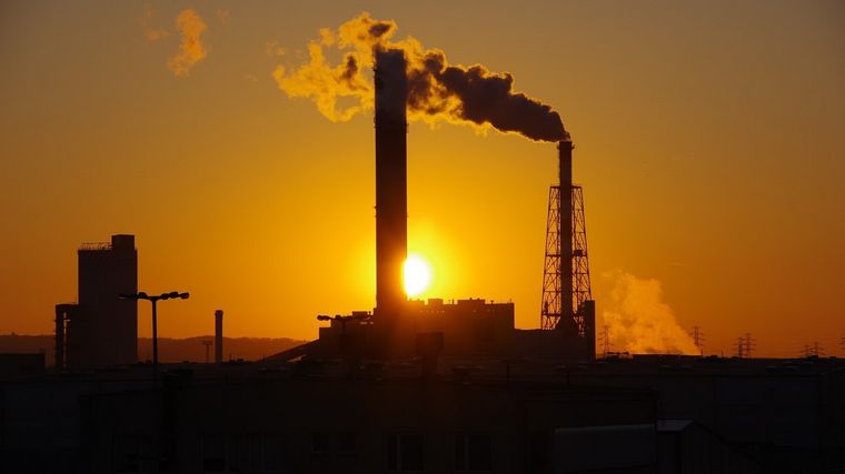 La producción de combustibles fósiles, en la mira. Foto: AcentoNews.