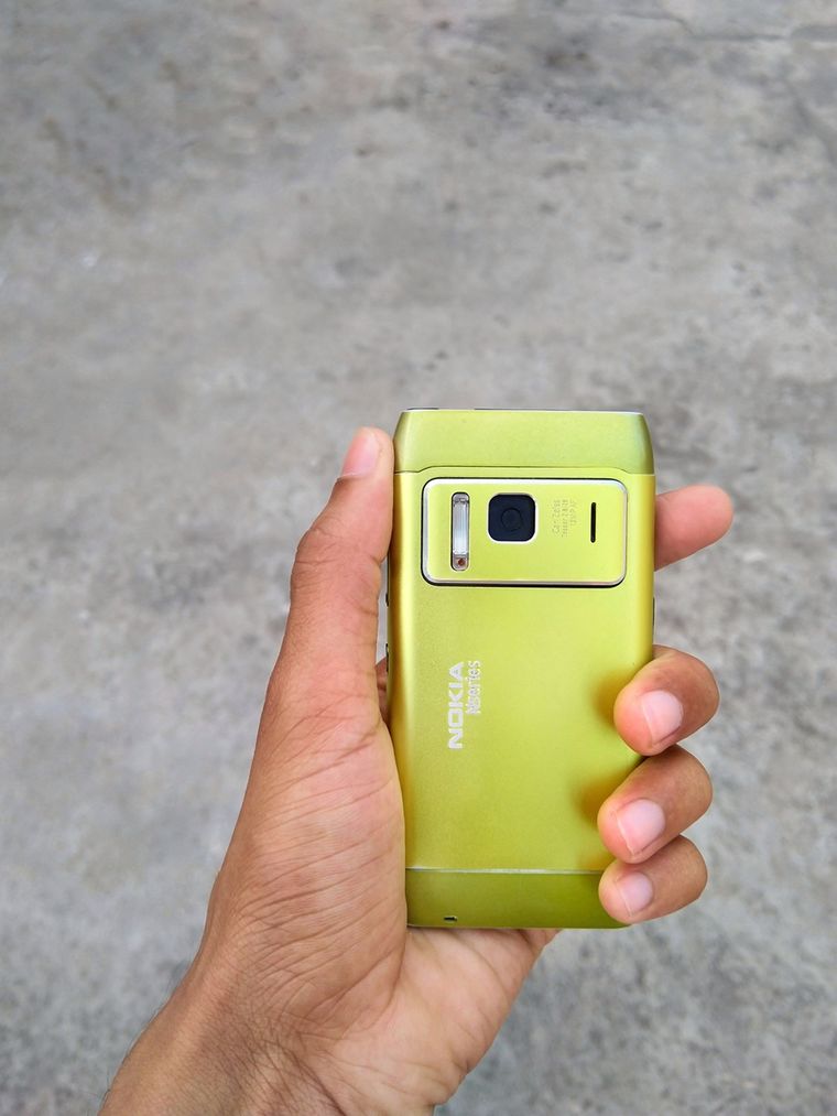 El proyecto Reborn permite que el Nokia N8 acceda a internet con certificados de seguridad actualizados. El proyecto Reborn permite que el Nokia N8 acceda a internet con certificados de seguridad actualizados.