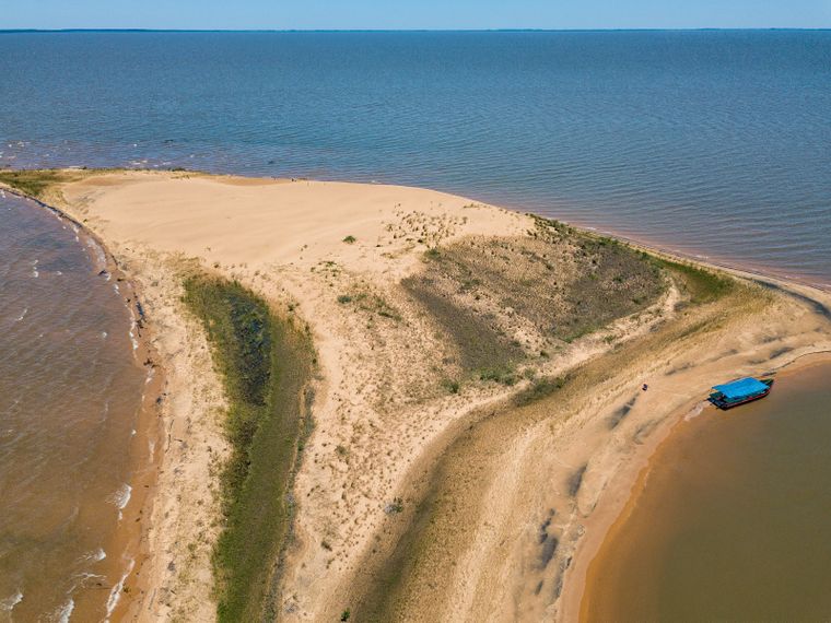 La agricultura, la ganadería y la pesca son las actividades de un pueblo que hoy hace del turismo el principal motor económico de la localidad. 