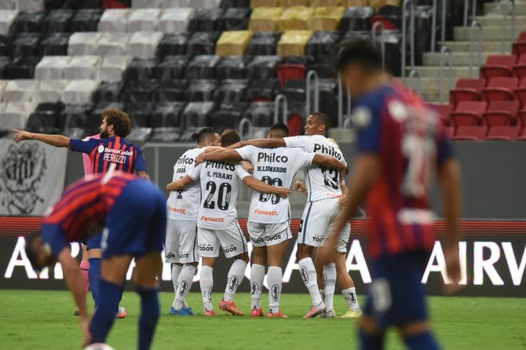 San Lorenzo quedó eliminado y jugará la Sudamericana. Foto: Santos Futebol Clube
