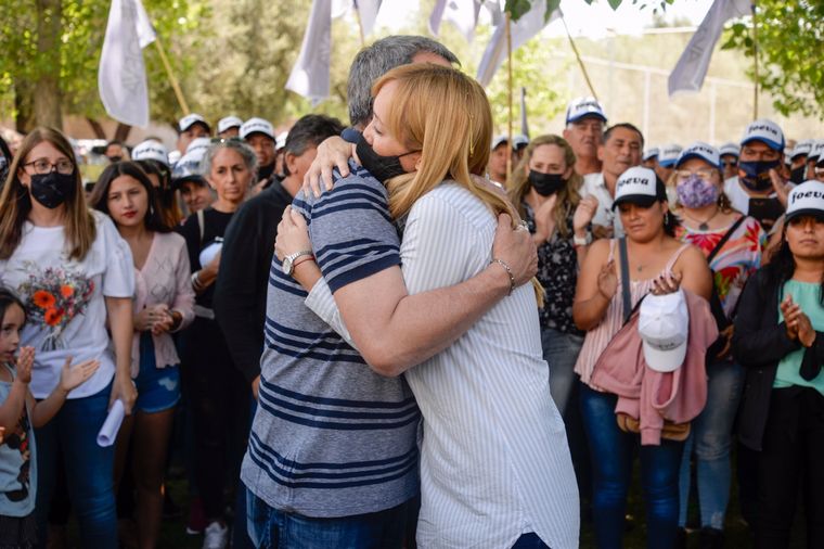 Foto: Twitter: Anabel Fernández Sagasti