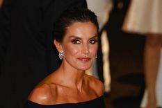 Para Letizia Ortiz la sensualidad en su vestuario siempre es un detalle que ella busca potenciar. Foto: C.R.E.