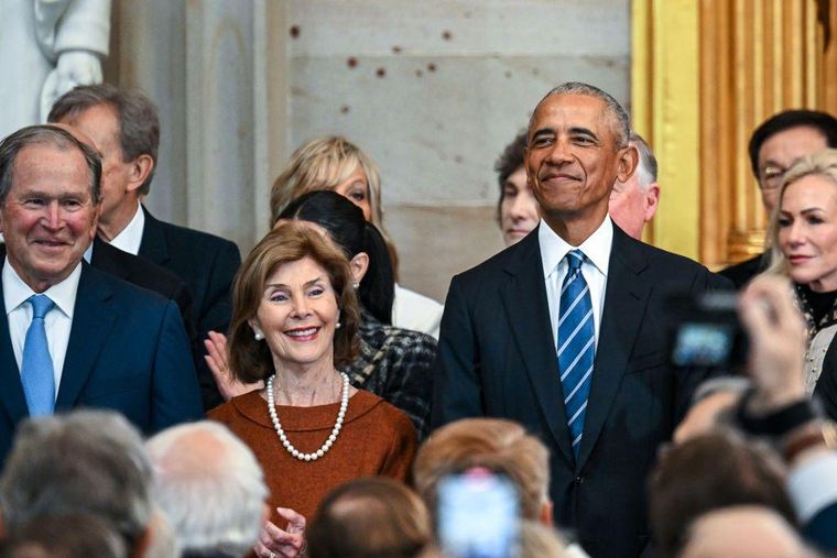 George W. Bush, su esposa Laura Bush y Barack Obama en la toma de posesión de Trump el 20 de enero de este año.