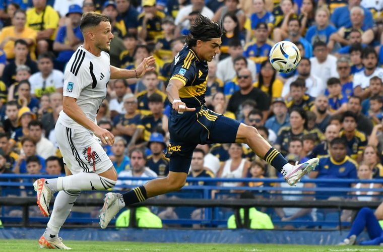 Un club importante de Europa quiere al Changuito Zeballos, pero Boca pone una condición clave.