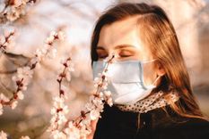 La pérdida del olfato es reversible y la mayoría de personas deben recuperarlo en un máximo de dos meses.