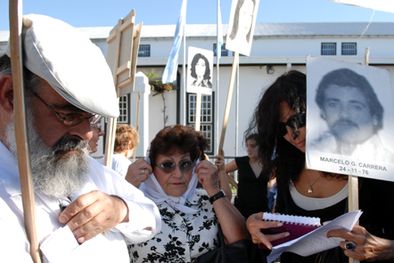 MDZol | Familiares de desaparecidos se mantienen en contacto con la testigo Alicia Morales Foto: Archivo / MDZ