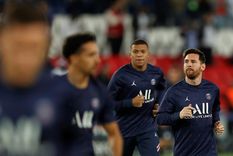 Mbappe y Messi, juntos. Foto: efe