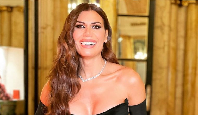 Flor de la V tiene 47 años y una larga trayectoria en la televisión Foto: Instagram @flordelave