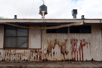 MDZol | Los vecinos de San Miguel deben atenderse en una salita de atención primaria que se encuentra en muy malas condiciones Foto: ALF PONCE MERCADO / MDZ