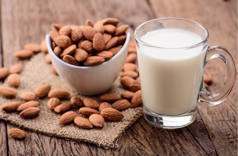 leche de almendras Foto: Shutterstock