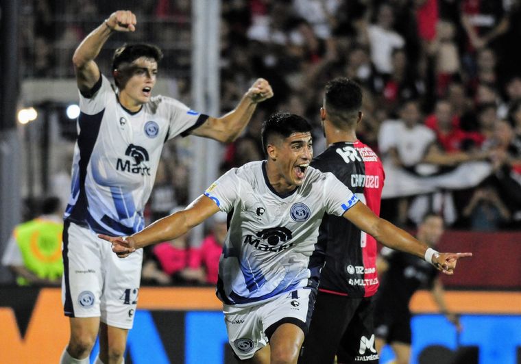 Mauro Peinipil ya sabe lo que es festejar en Rosario.
