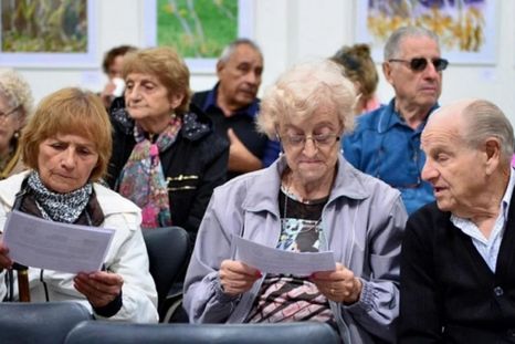El precio de los medicamentos tuvo un incremento por encima del ritmo de aumento de los haberes de los adultos mayores. Foto: MDZ