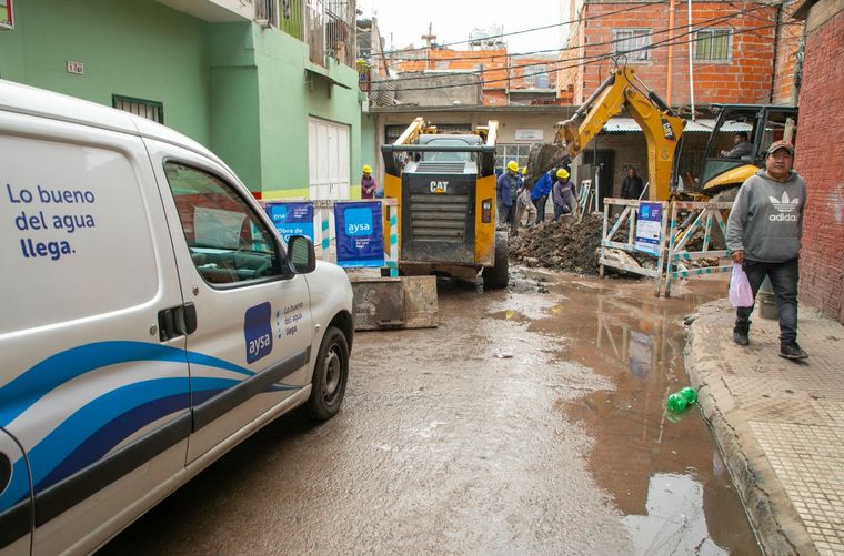 AySA es una de las empresas en la mira del Gobierno Foto: Télam