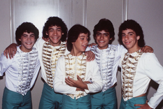 Menudo es un grupo musical que se creó en 1977.