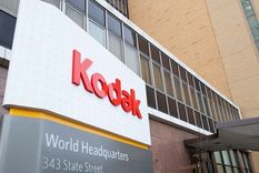 tiempos de laboratorios: convertiran kodak en una empresa farmaceutica