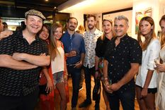 Fede Croce, Luz Faur, Felicitas Oyhenart, Mariano Bustos, Nicolás Attias, Muriel Del Barco, Juan Carlos Albornoz, Juanita Casá y Eugenia Paolantonio.