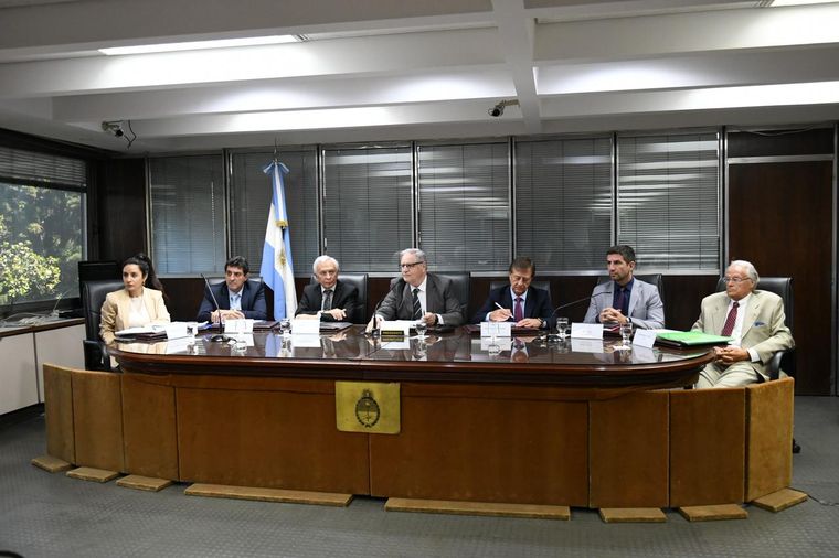 El Jurado de enjuiciamiento que definirá el futuro de Poderti El Jurado de enjuiciamiento que definirá el futuro de Poderti