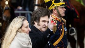 Javier Milei asistió a la Catedral para el Te Deum que presidió Jorge Ignacio García Cuerva, quién continuó con la postura de la Iglesia sobre el Gobierno. Javier Milei asistió a la Catedral para el Te Deum que presidió Jorge Ignacio García Cuerva, quién continuó con la postura de la Iglesia sobre el Gobierno.