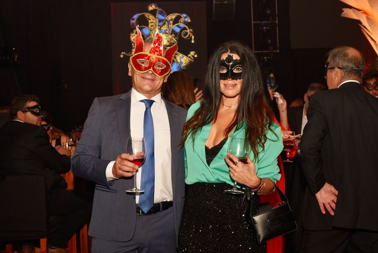 Daniel Sousa y Ana Valles. Daniel Sousa y Ana Valles.