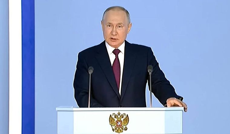 Putin habla al Parlamento, en Rusia. Foto: Efe.