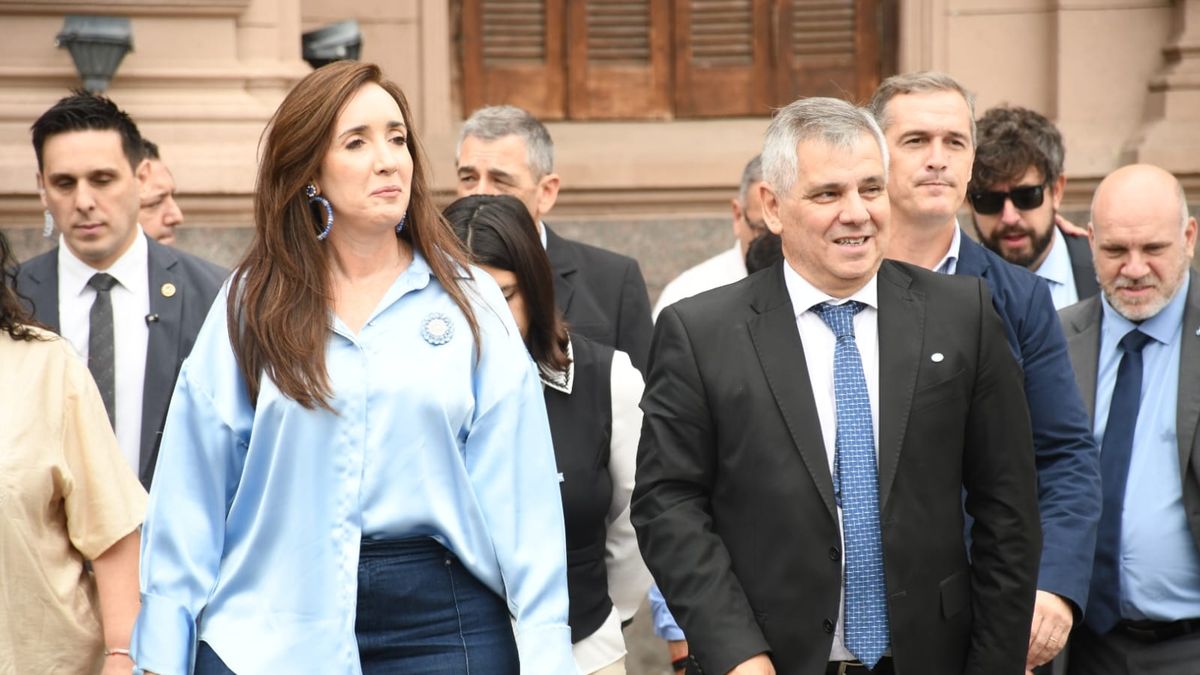 Lejos de Javier Milei y de Tierra del Fuego, Victoria Villarruel estuvo en un acto menor por Malvinas
