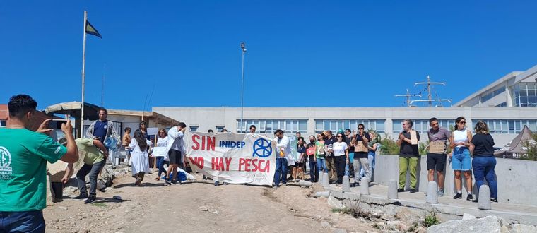 El reclamo de los trabajadores del Inidep en Mar del Plata Foto: ATE Mar del Plata