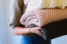 Consejos Cómo lavar correctamente ropa tejida Foto: Unsplash