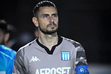 Gabriel Arias, capitán de Racing Club de Avellaneda, lanzó algunas bombas contra el arbitraje tras el 1-2 ante Tigre. Foto: Redes Sociales Gabriel Arias, capitán de Racing Club de Avellaneda, lanzó algunas bombas contra el arbitraje tras el 1-2 ante Tigre. Foto: Redes Sociales