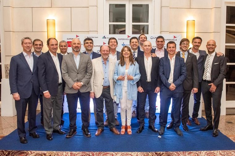 Los miembros del Consejo Empresario Mendocino en la asamblea.