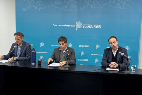 Axel Kicillof cruzó a Javier Milei por la crisis nacional en obra pública. Axel Kicillof cruzó a Javier Milei por la crisis nacional en obra pública.