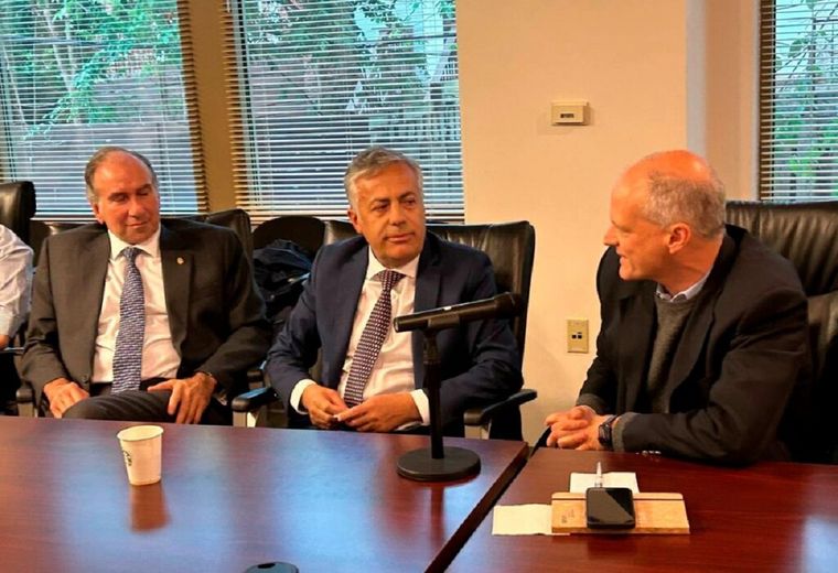 Humberto Schiavoni, Alfredo Cornejo y Alejandro Werner. Foto: Prensa Alfredo Cornejo